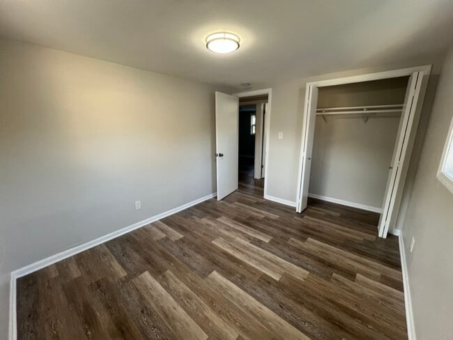 Building Photo - 26835 S Linden Ln