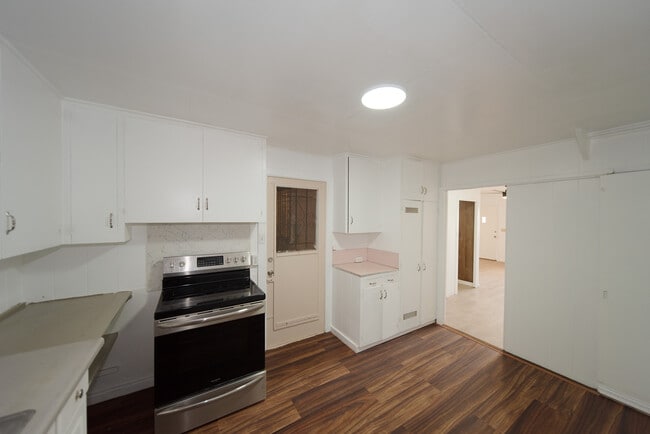 Building Photo - 99-060 Nalopaka Pl