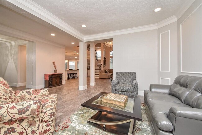 Building Photo - 4526 Lakeside Meadow Dr