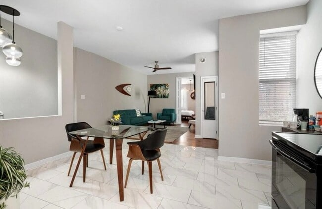 Building Photo - 2905 S 18th St