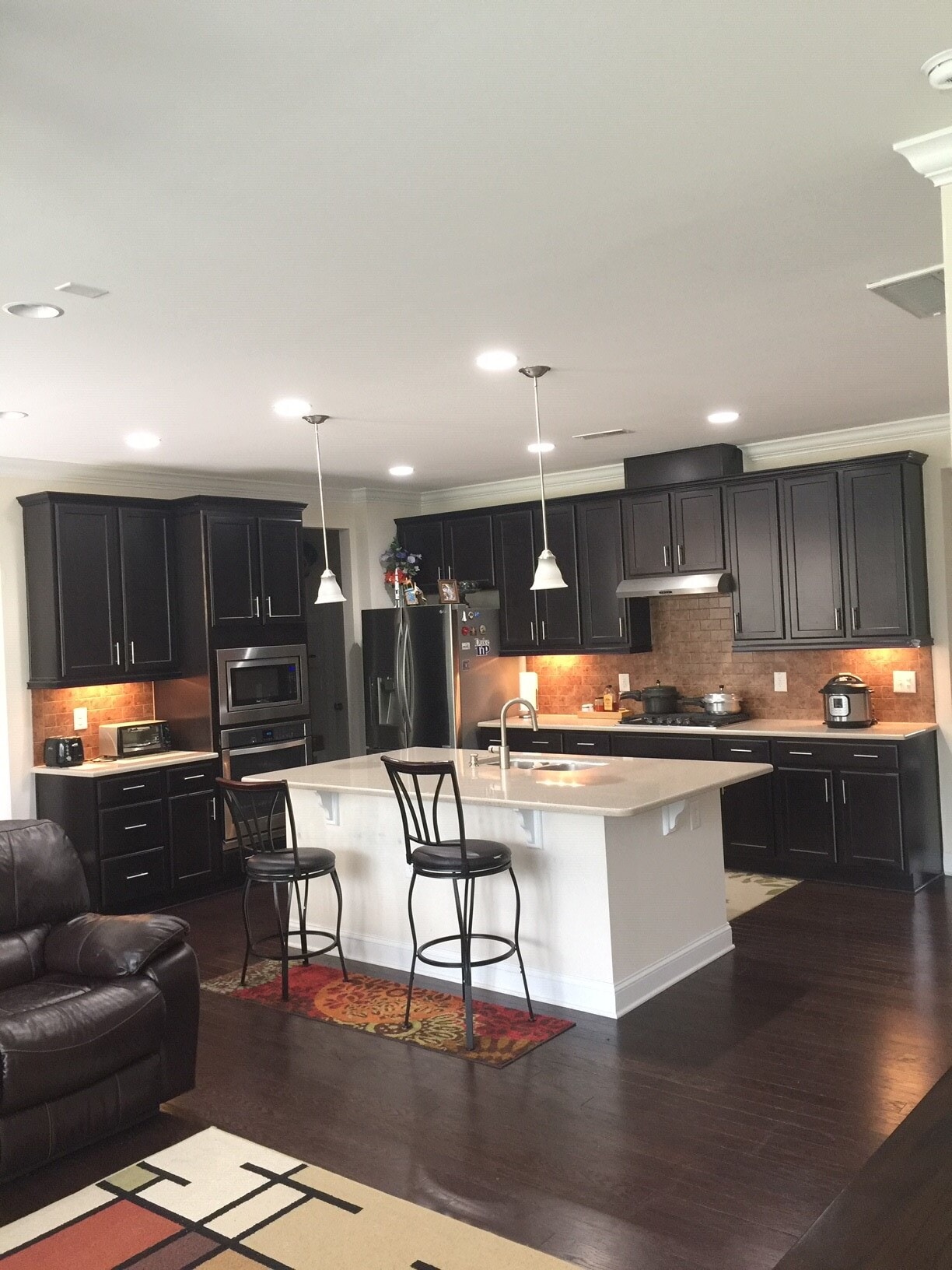 Gourmet Kitchen - 530 Methven Grove Dr