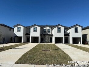 Building Photo - 8315 V. Pisa