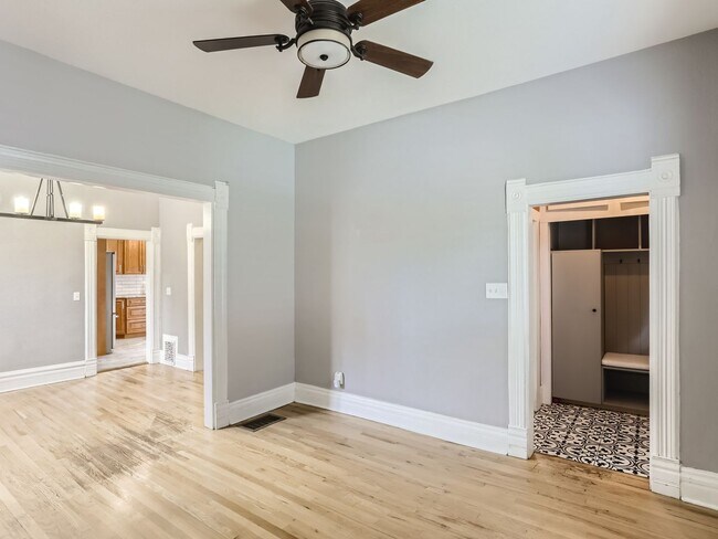 Building Photo - Charming Home in Denver, CO - 3 Bedroom, 2 Bathroom