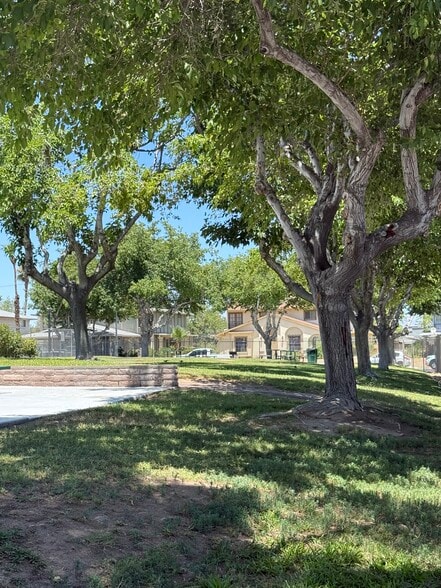 Building Photo - 1321 Lorilyn Ave