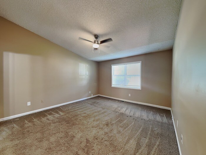 Building Photo - 6613 Cool Water Ct