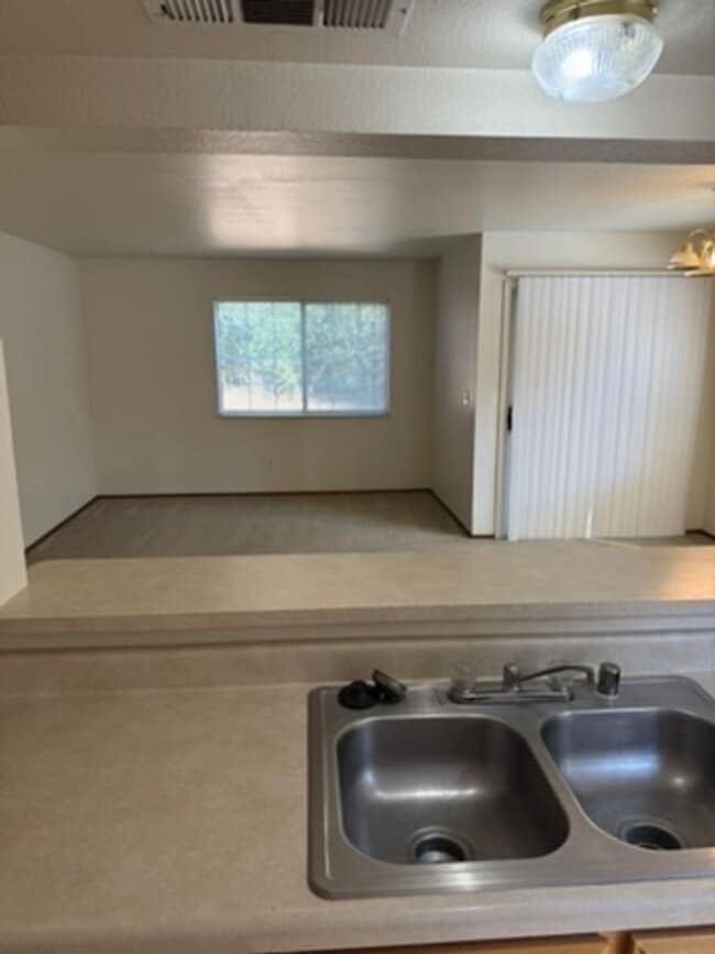 Building Photo - 4264 Stonewalk Ct