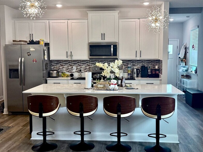 Building Photo - 3 Findley Trl