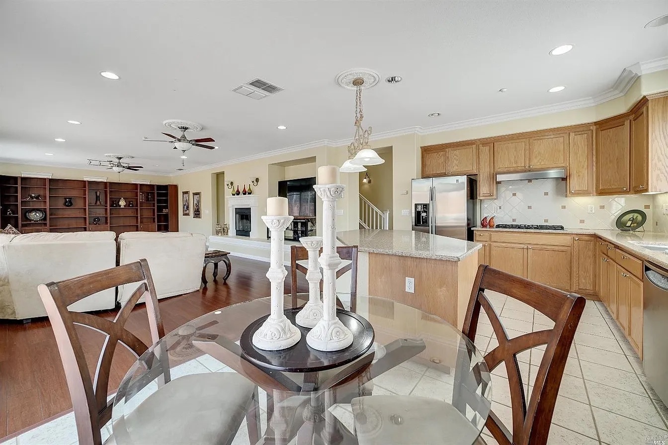 Building Photo - 332 Ring Neck St