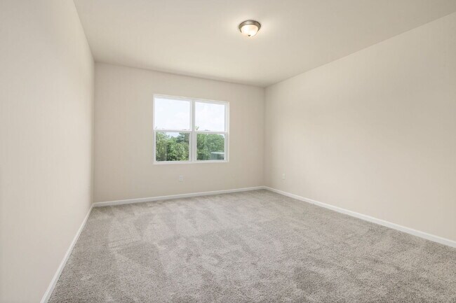 Building Photo - Spacious 4BR/2BA Ranch in North East Raleigh – Internet & Cable Included | Open Floor Plan, Commu...