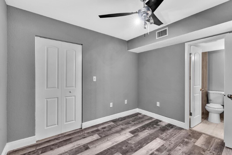 Building Photo - 2850 N Oakland Forest Dr