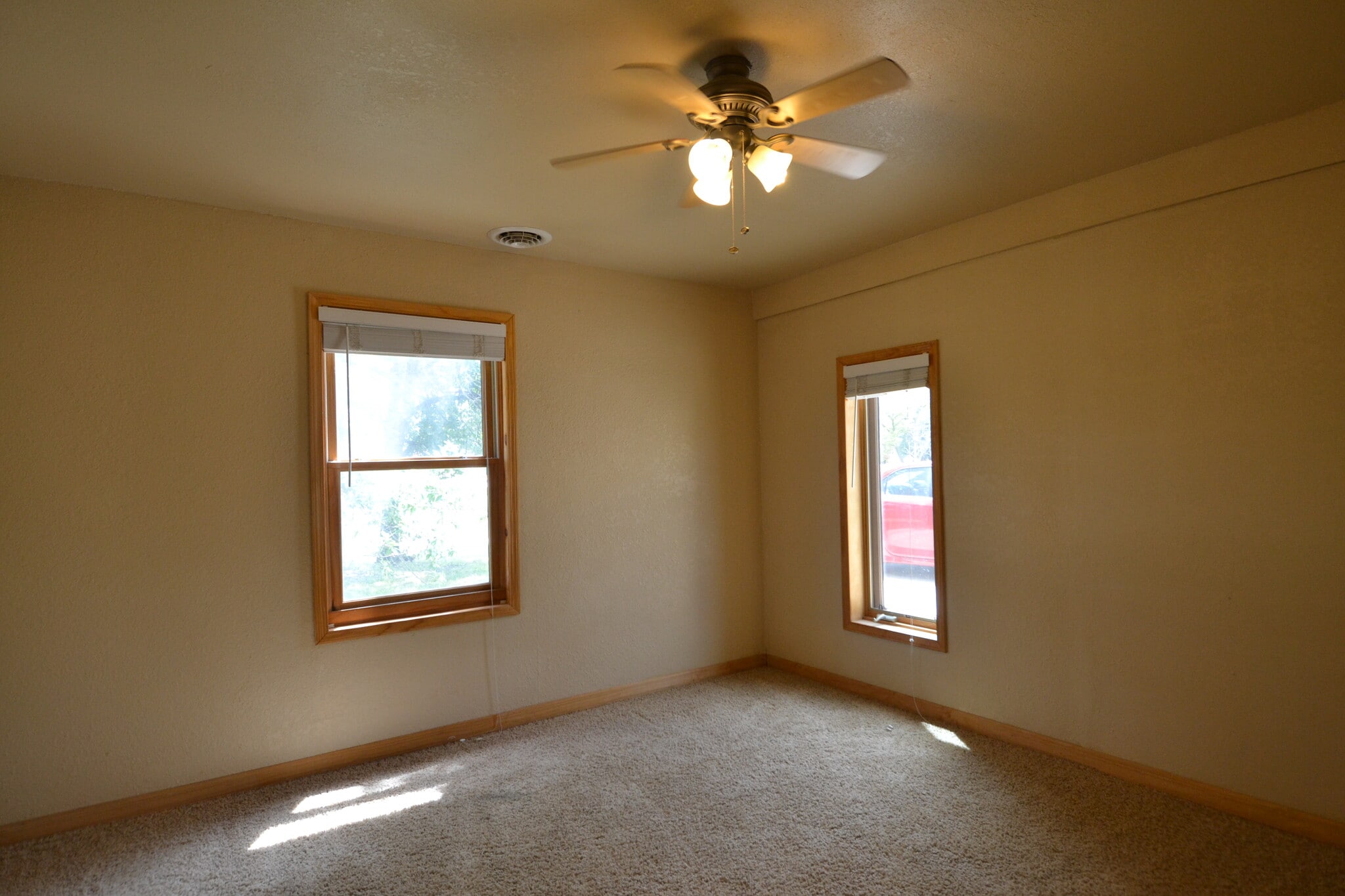 Building Photo - 1203 S Osteopathy Ave