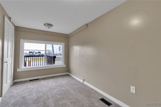 Building Photo - 114 Sawyer Ave