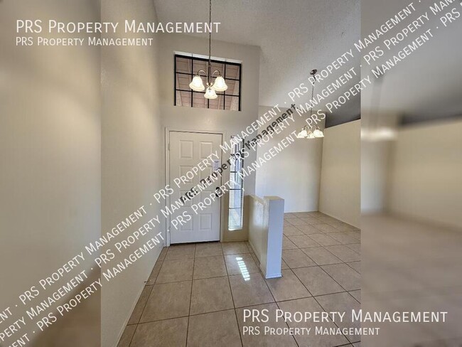 Building Photo - Single Story Phoenix Home Available Februa...