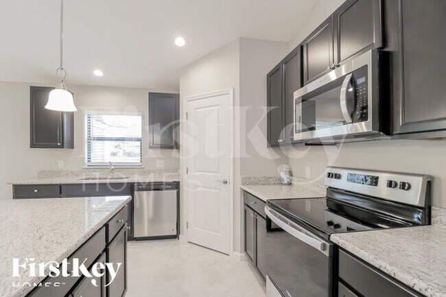 Building Photo - 446 Rayford St