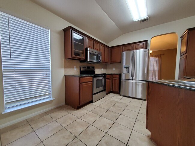 Building Photo - 4-Bedroom House for Rent in Killeen