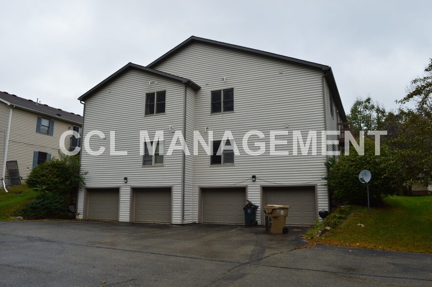 Building Photo - 2289 S Thompson Dr