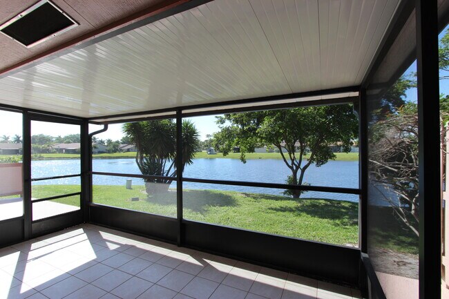 Building Photo - 17 Winchmore Ln