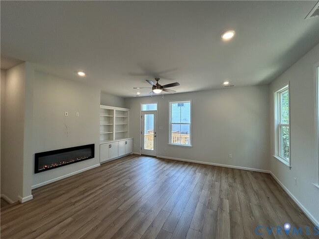 Building Photo - 101 Avenda Ln