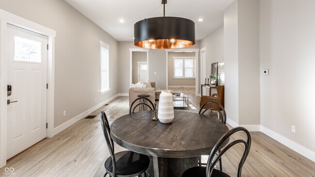 Building Photo - 1330 Marlowe Ave