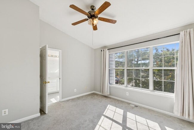 Building Photo - 1185 Cypress Tree Pl