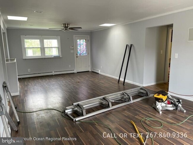 Building Photo - 37 Lighthouse Dr