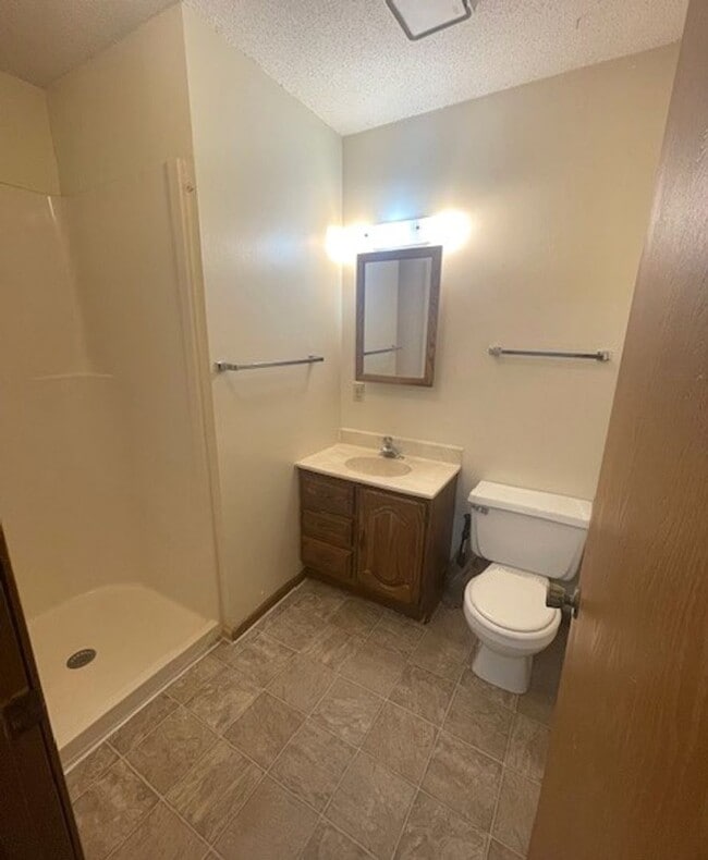 Building Photo - 3 Bedroom Townhome Close to College Avenue