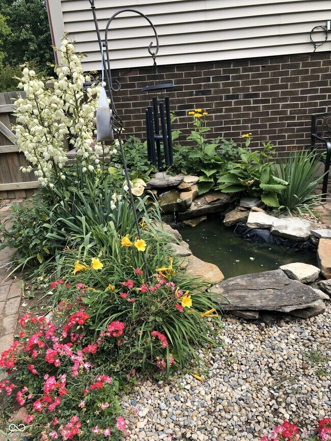 Building Photo - 7620 Snowflake Dr