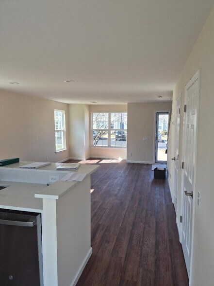 Building Photo - 8428 Saylor Ct