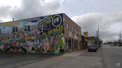 Building Photo - 5753 Ridge Rd