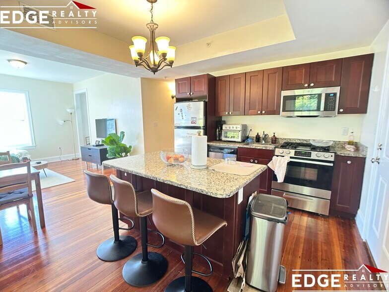 Primary Photo - 111 Fisher Ave