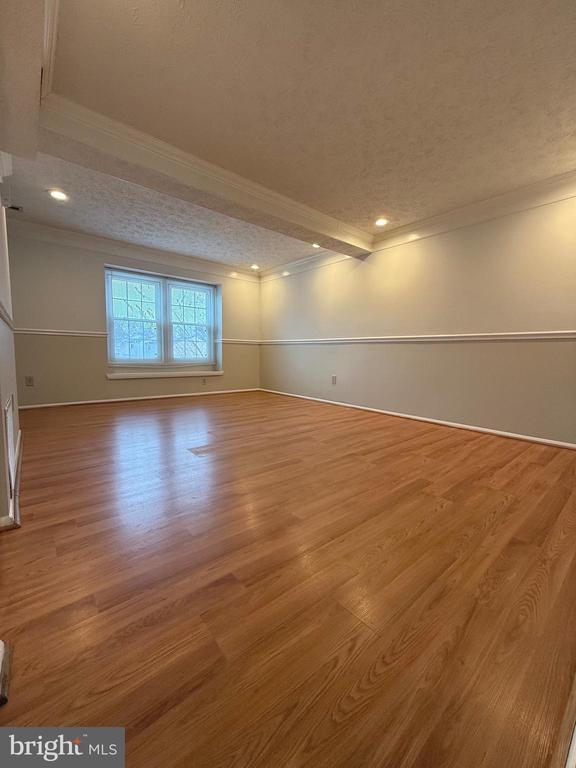 Building Photo - 19445 Breezedale Ln