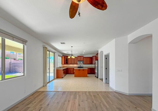 Building Photo - 7085 W Andrew Ln