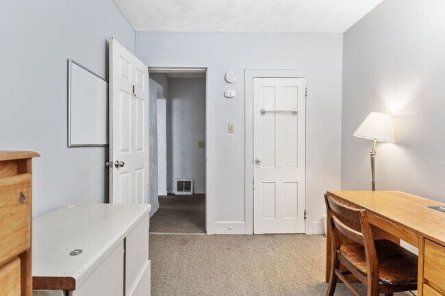 Building Photo - 5 Arthur St