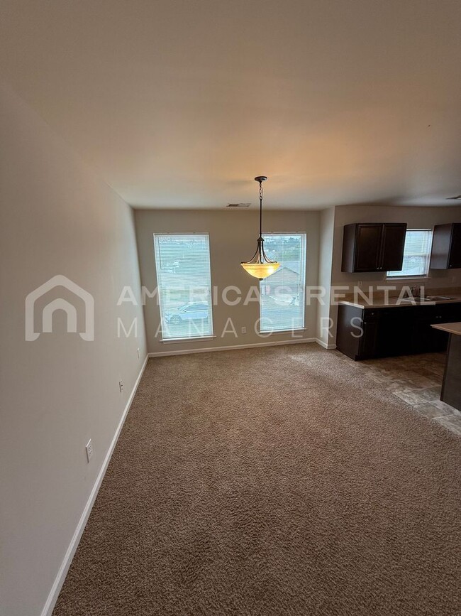 Building Photo - Home Available For Rent in Odenville - AVA...