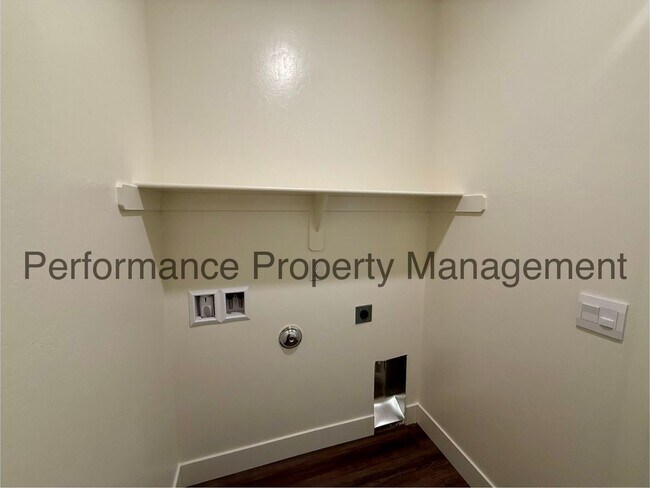 Building Photo - 6915 Jewel Cave Ct.