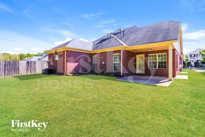 Building Photo - 8570 Griffin Park Dr
