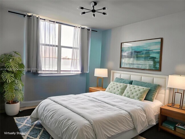 Building Photo - 1625 Kennedy Cswy