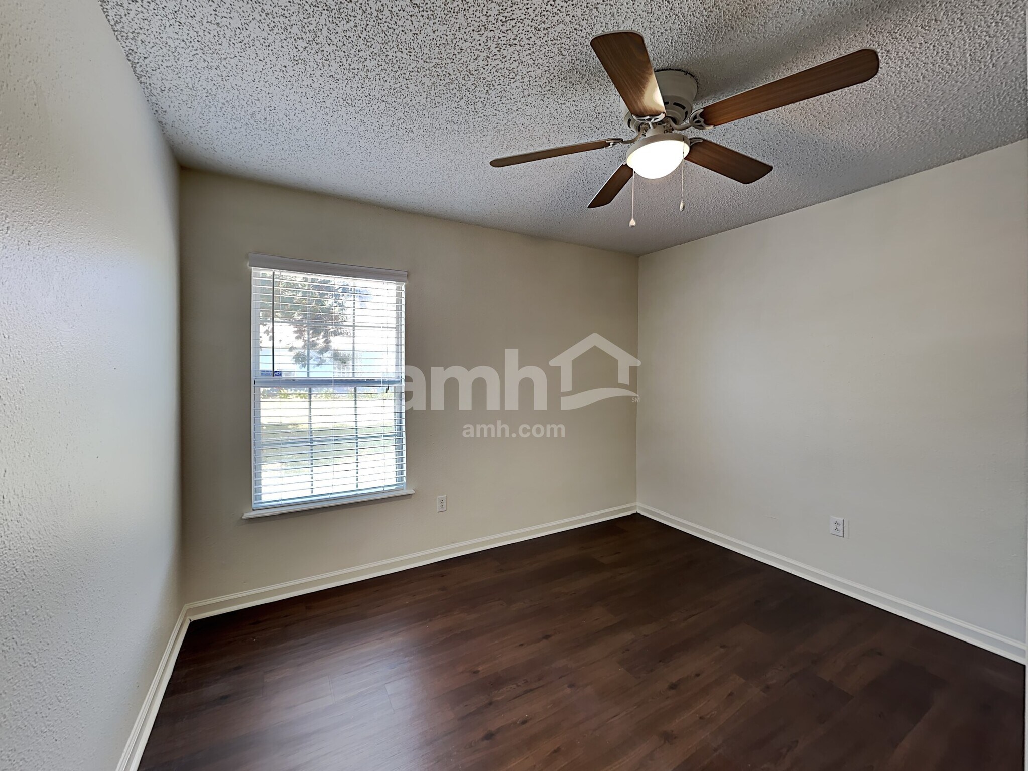 Building Photo - 766 Martin Lakes Dr E