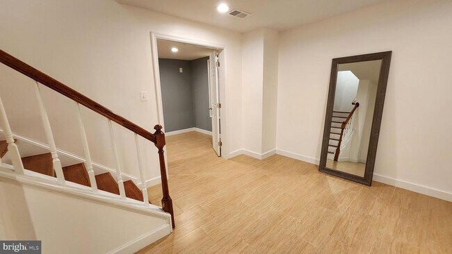 Building Photo - 5503 Chestermill Ct
