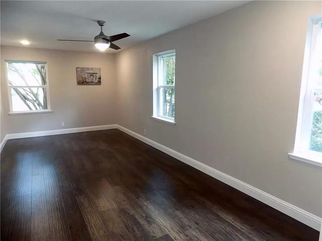 Building Photo - 406 Dover Dr