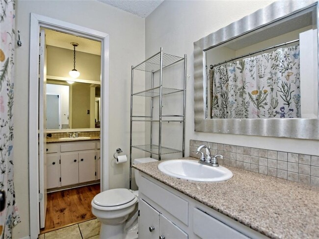 Building Photo - 4911 Aberdeen Cir