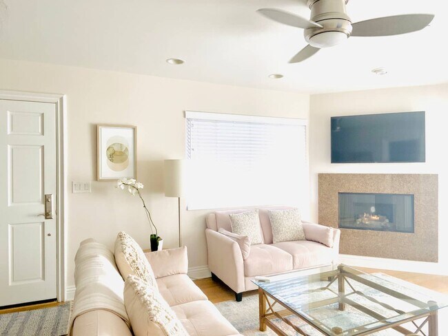 Building Photo - 3005 Strongs Dr