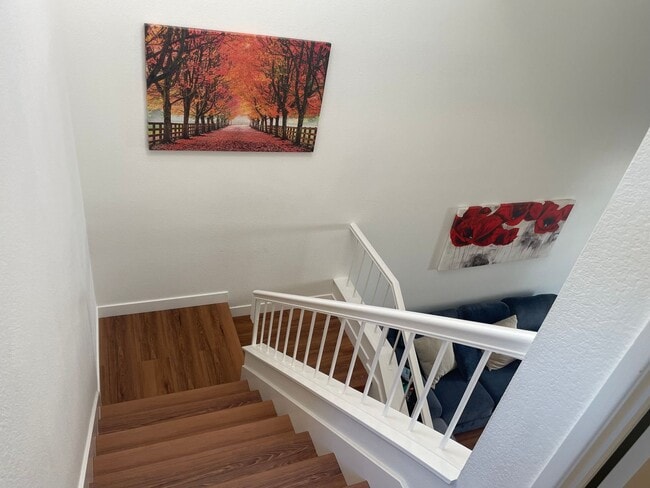 Building Photo - Dual Master Two Bedroom Townhome in Westpa...