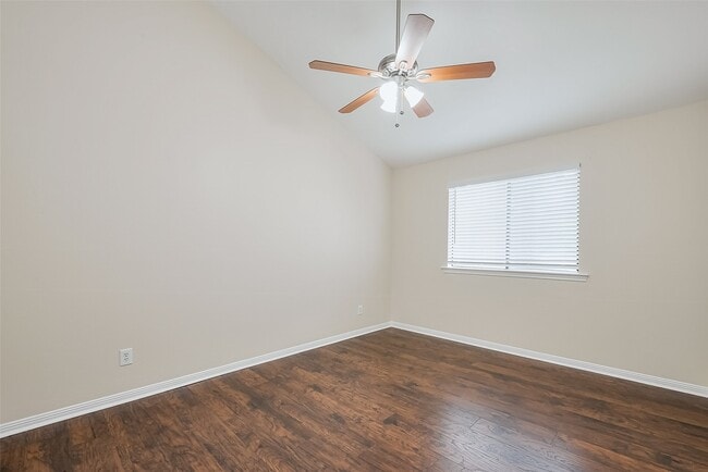 Building Photo - 3500 Tangle Brush Dr