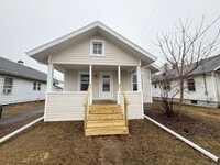 Building Photo - Recently Remodeled 2-Bedroom Single-Family Home with Garage Access