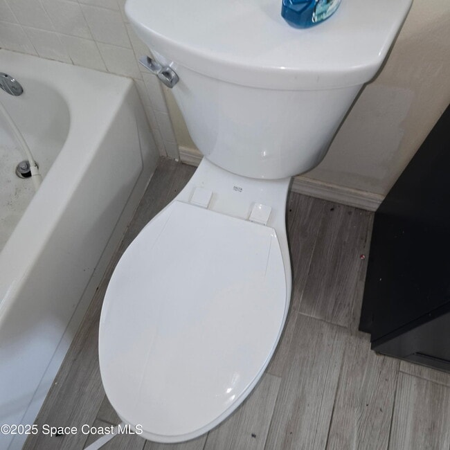 Building Photo - 7747 Greenboro Dr