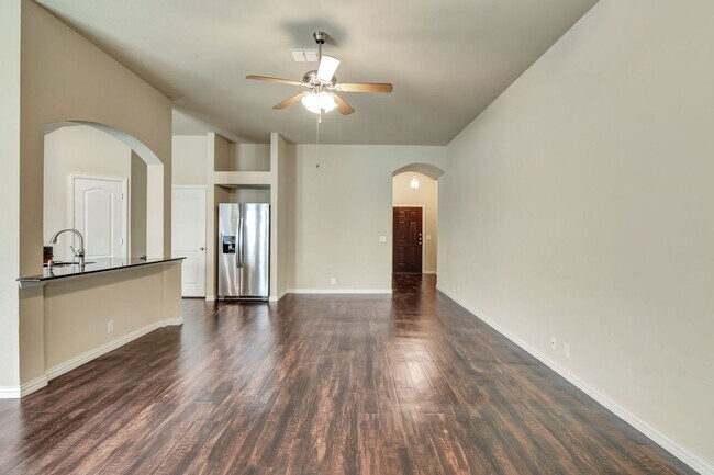 Building Photo - 4936 Lemon Grove Dr