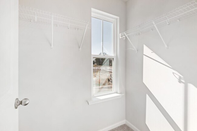 Building Photo - Luxurious 3-Bedroom Townhome Living in the...