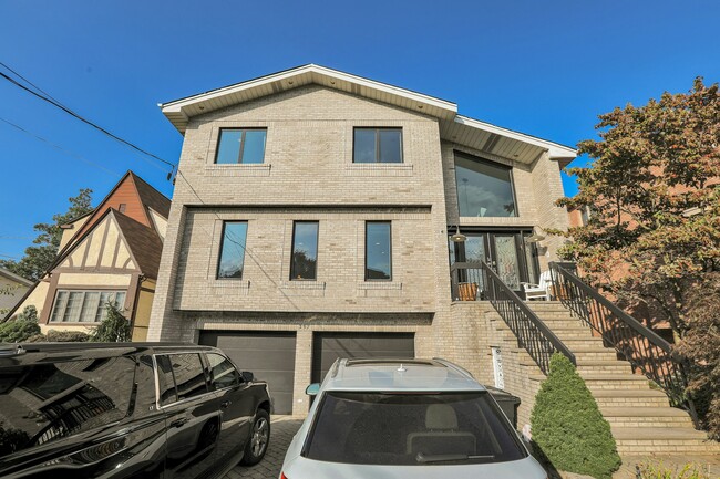 Building Photo - 357 Tom Hunter Rd