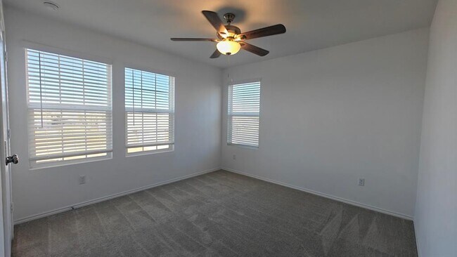 Building Photo - 106 Arbordale St